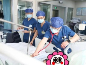 50岁大姐3小时内狂喝8杯水后倒地不起，双手不断抽动，中毒被送进ICU