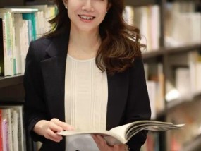 女外交官杨扬，履新