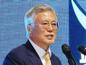 韩国前总统文在寅遭检方传唤，涉嫌通过女婿的工作受贿2.2亿韩元