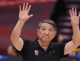 宫鲁鸣不再担任中国篮协副主席