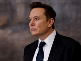 马斯克称将大幅削减政治支出，继续担任特斯拉CEO至少五年