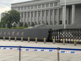 贵州“杀妻灭子”案重审二审开庭，“控辩双方分歧很大”，遇害者家属提出民事上诉