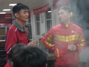 95后快递小哥回应被刘强东奖励汽车：不是画大饼！我还在职读了大学