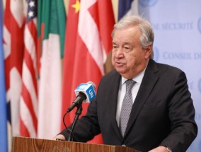 联合国秘书长：“无法接受”巴勒斯坦人冒着生命危险领取食物