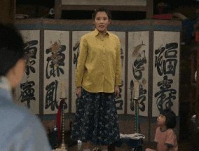 顶流女星：年入300亿，苦尽甘来后